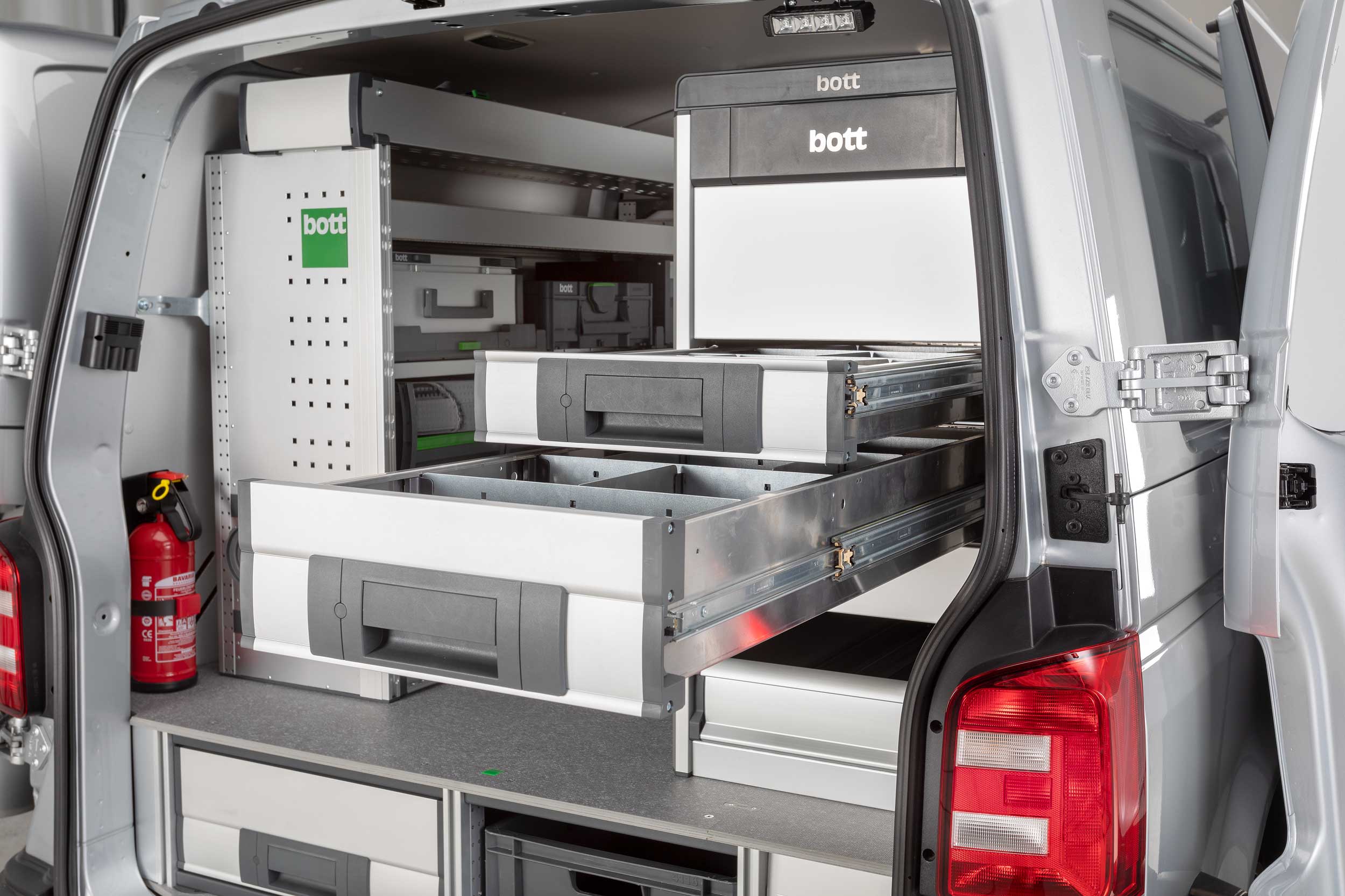 Aménagement camion festool  Aménagement camionette, Amenagement camionnette,  Rangement fourgon